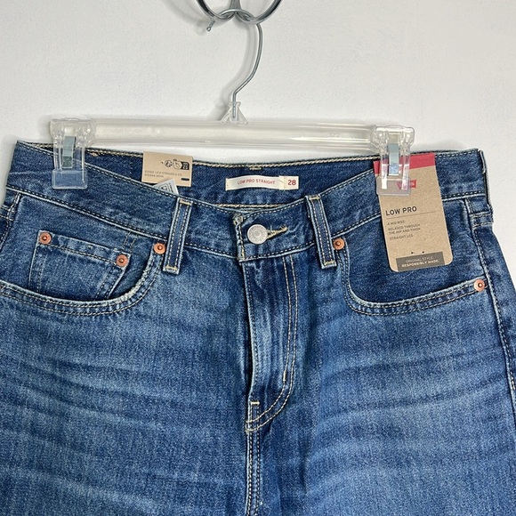 Levis Low-Pro mid rise Distressed Women's Jeans - Picture 9 of 11